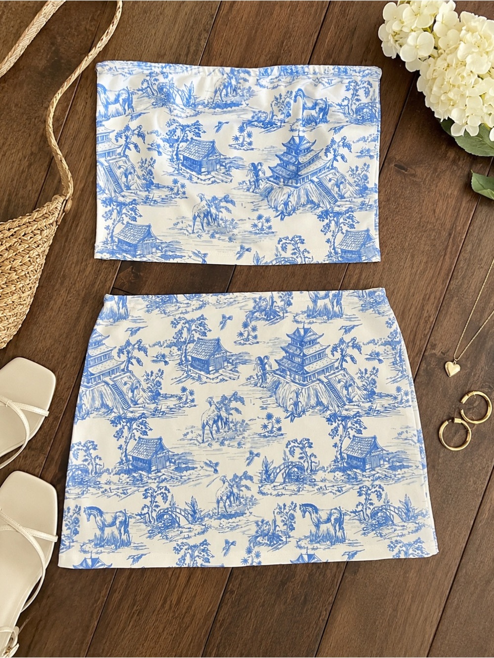 Edikted Blue & Cream Toile Print Strapless Top & Mini Skirt Set Size Small NWOT